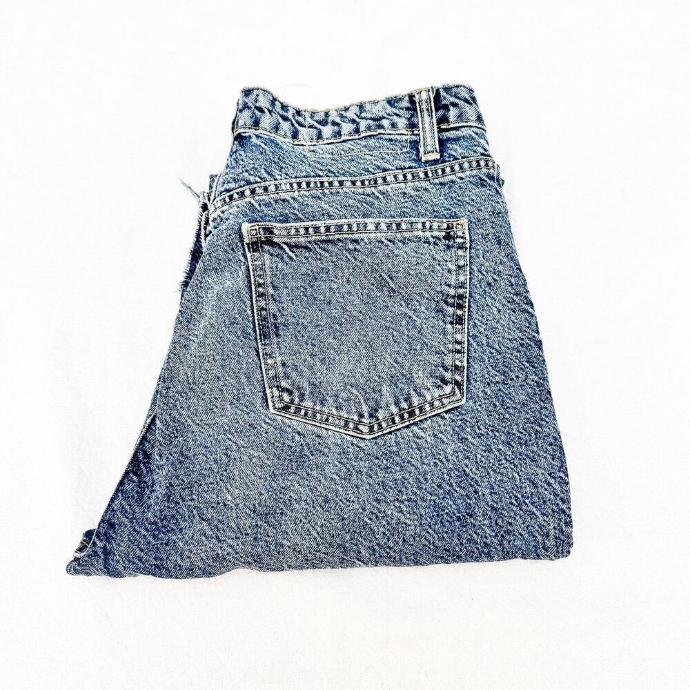 Zara Mom Jeans Vintage Wash Denim Distressed Hem Detailing Size 10